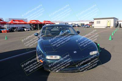 media/Nov-19-2022-Speed Ventures (Sat) [[eb5c8f9508]]/Around the Pits/Pre Grid Black/